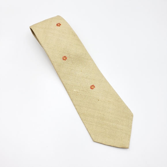 2/$15 Vintage Men's Tan Silk Necktie Tie - Picture 5 of 5